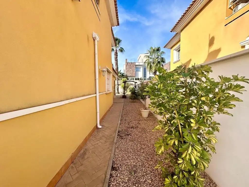 Villa mit Terrasse zum Verkauf in Calle Caliza, imagen 24
