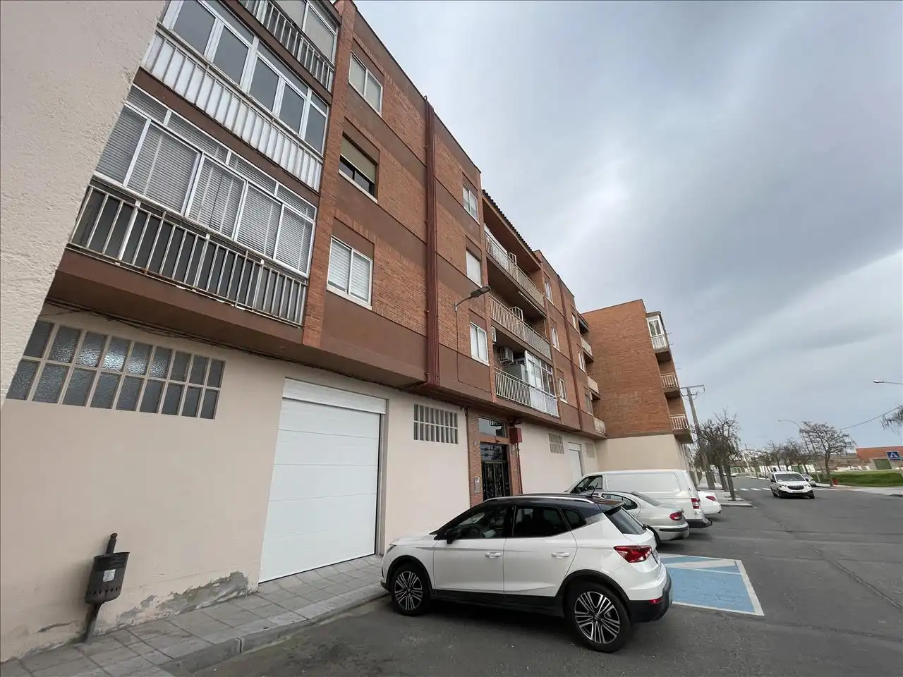 Exterior view of Flat for sale in Peñaranda de Bracamonte