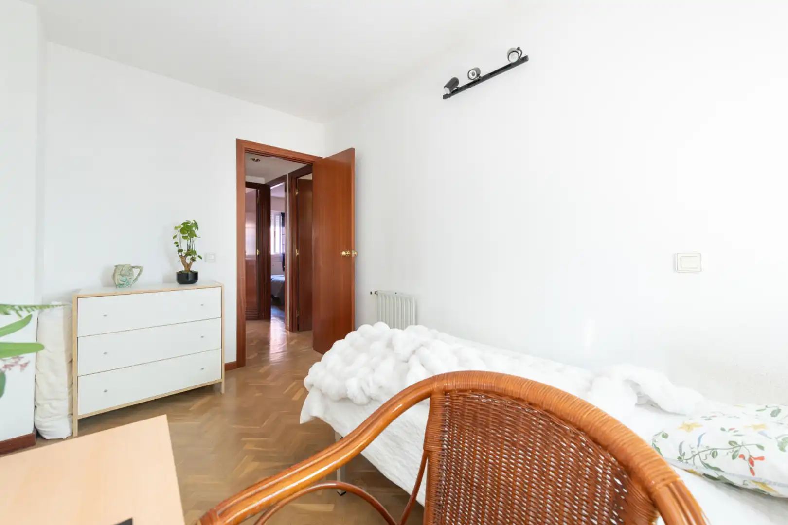 Piso con ascensor en venta en Avenida de Viñuelas, imagen 8