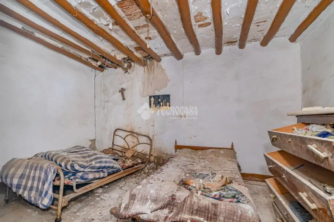 Casa aparellada amb balcó en venda a Loja, imagen 4