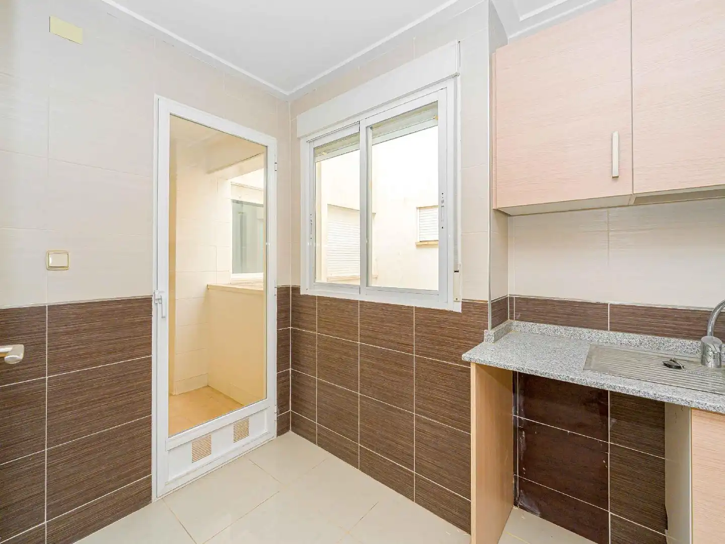 Bathroom of Flat for sale in Aspe  with Terrace
