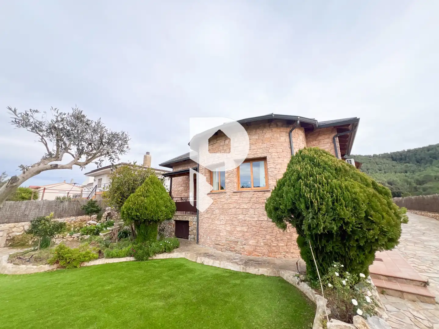 Jardí de Casa o xalet en venda en Vallirana amb Aire condicionat, Calefacció i Jardí privat