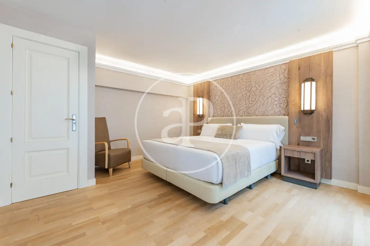 Bedroom of Flat for rent in Madrid  with Air Conditioner, Heating and Terrace