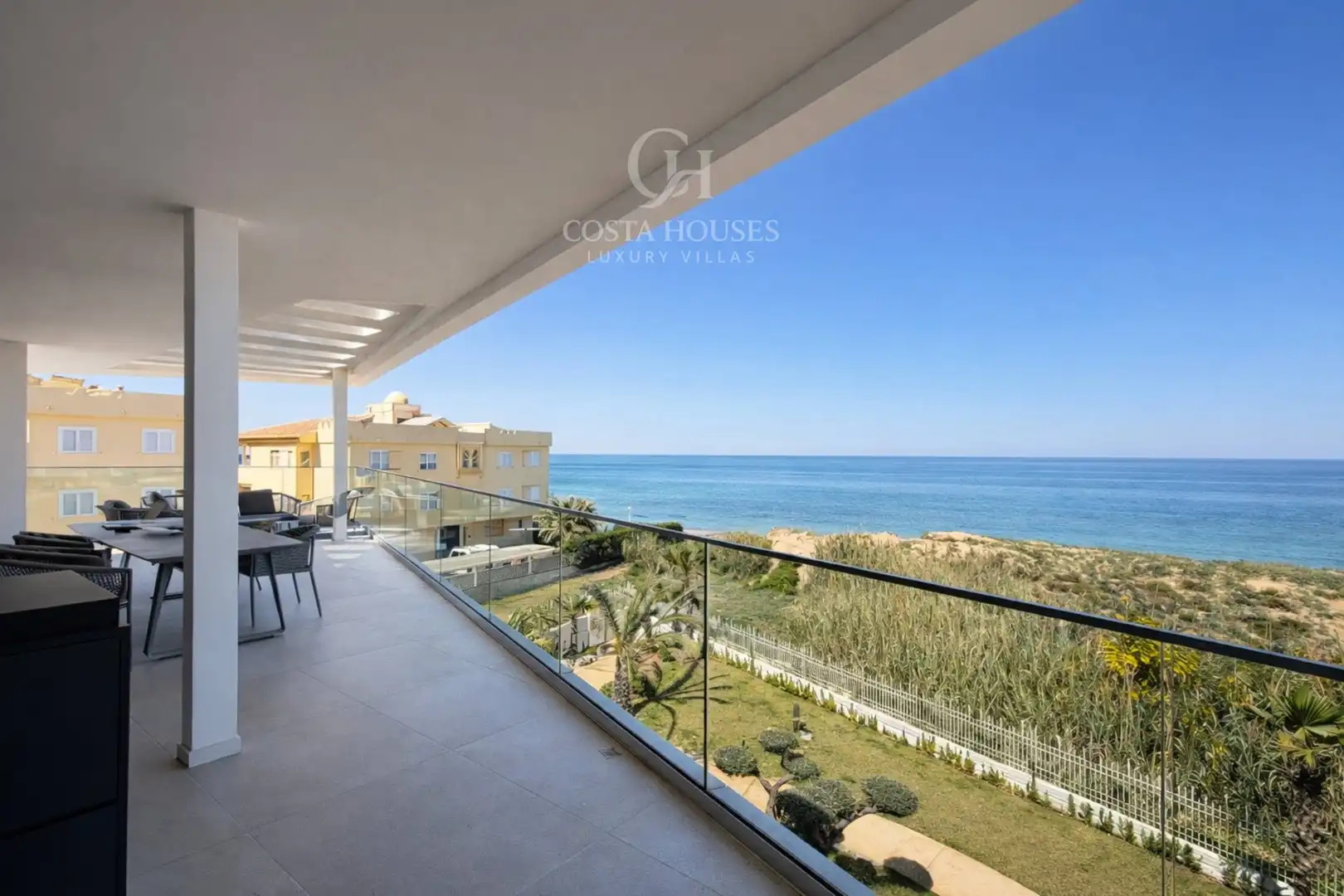 Terraza de Ático en venta en Dénia con Aire acondicionado, Calefacción y Jardín privado