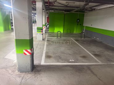 Parking avec ascenseur à vendre à Calle Concha Laos, Las Rozas de Madrid, Spain 1