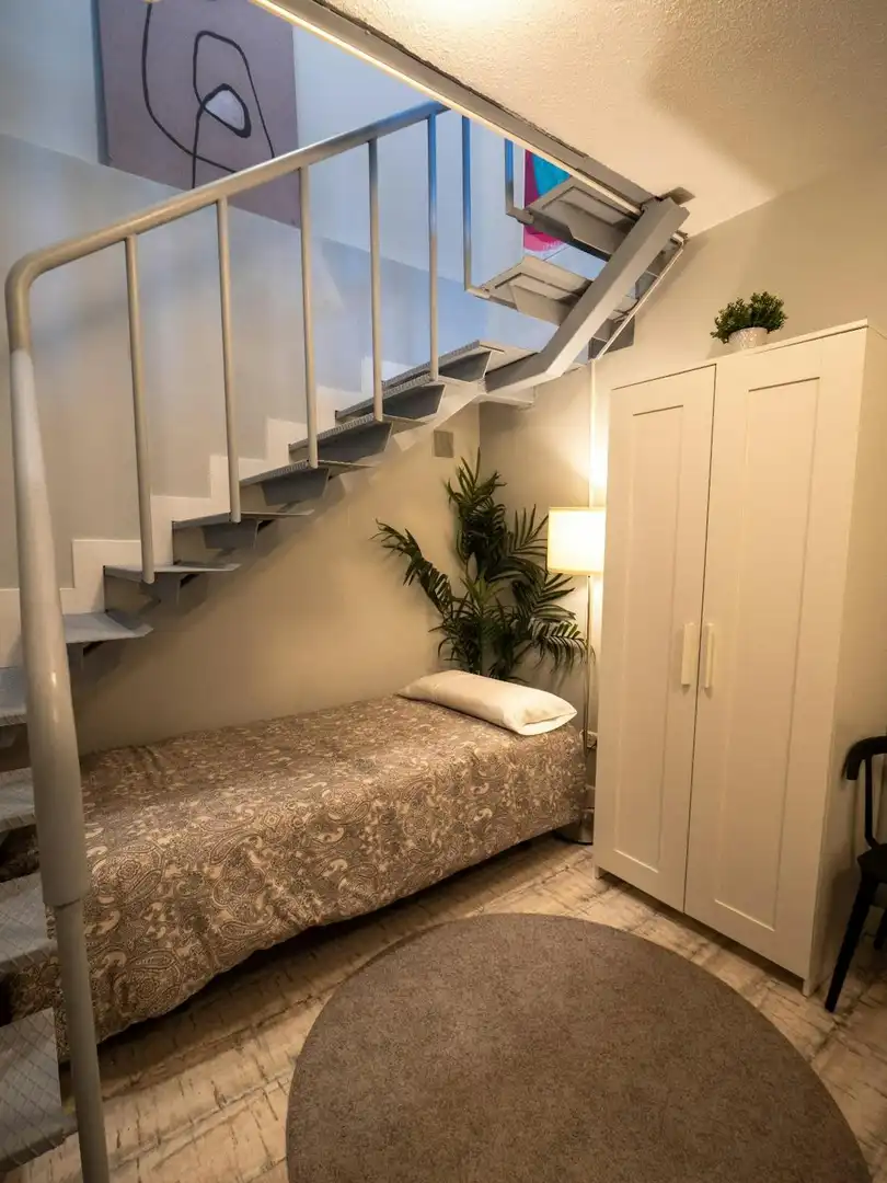 Bedroom of Flat for rent in Madrid  with Air Conditioner, Heating and Furnished