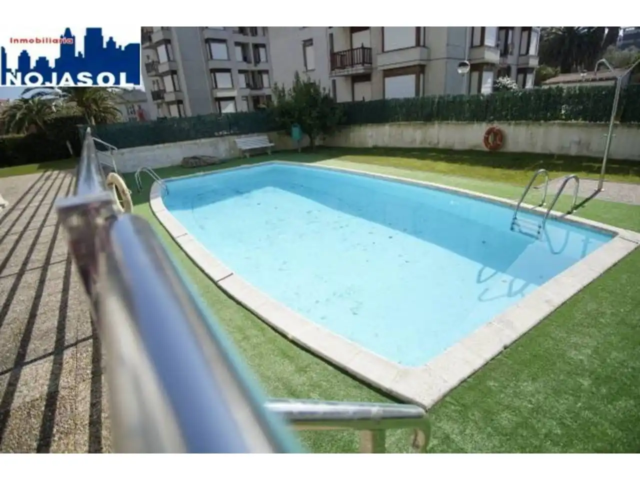 Schwimmbecken von Dachboden zur Miete in Noja mit Heizung, Terrasse und Möbliert