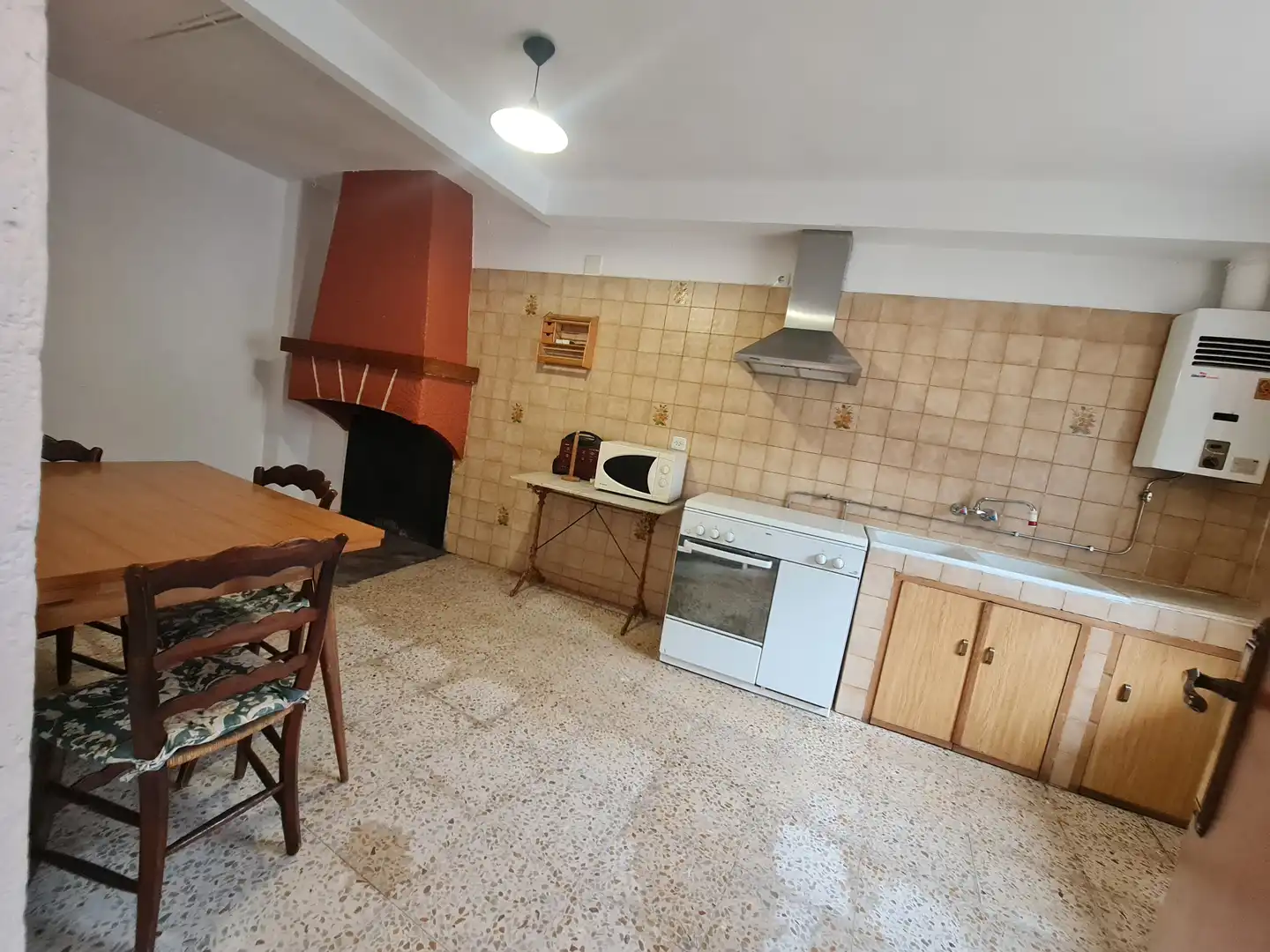Cuina de Casa o xalet en venda en Navacarros amb Terrassa i Balcó