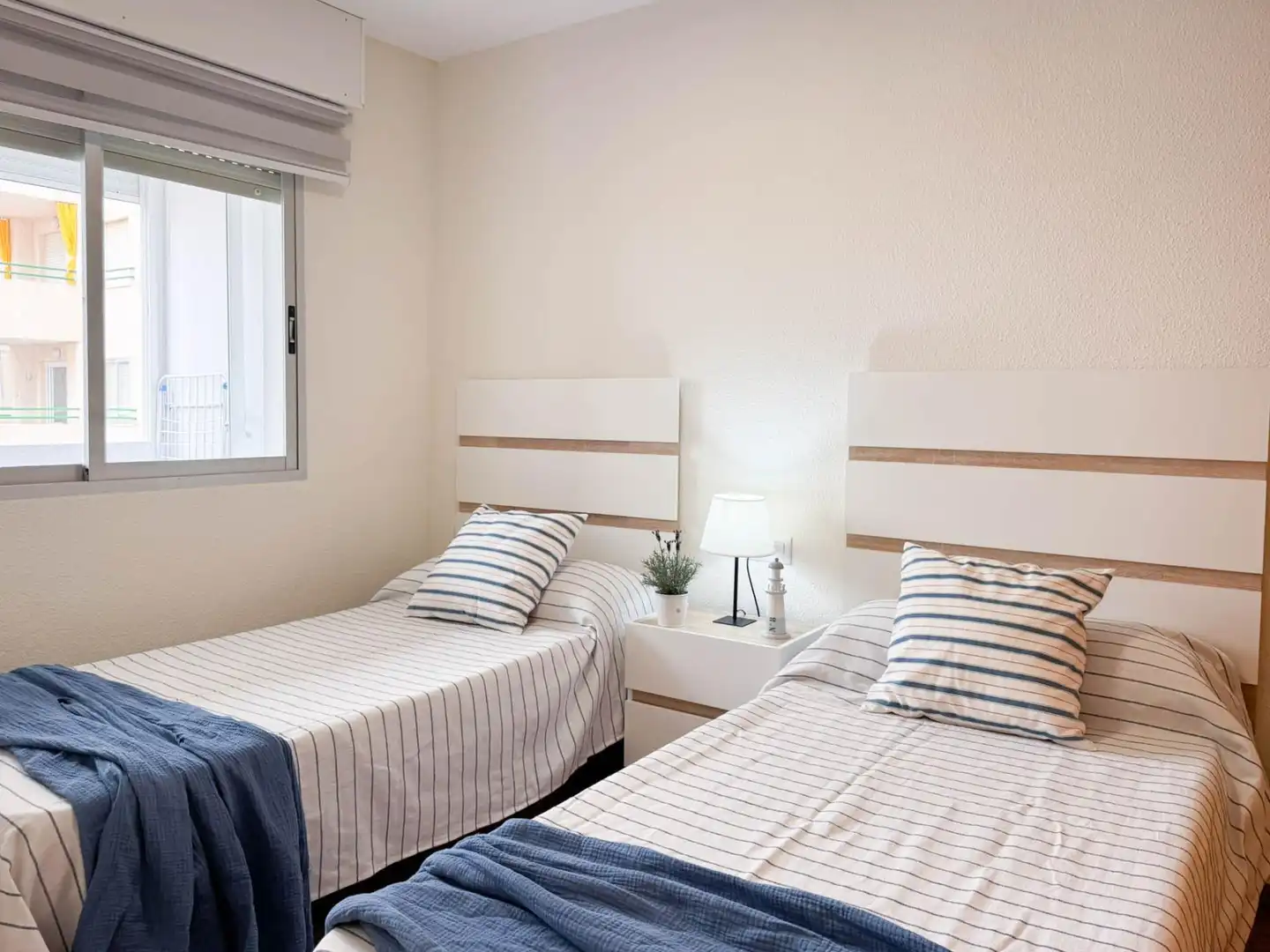 Habitación de Apartamento de alquiler en Playa de Gandia