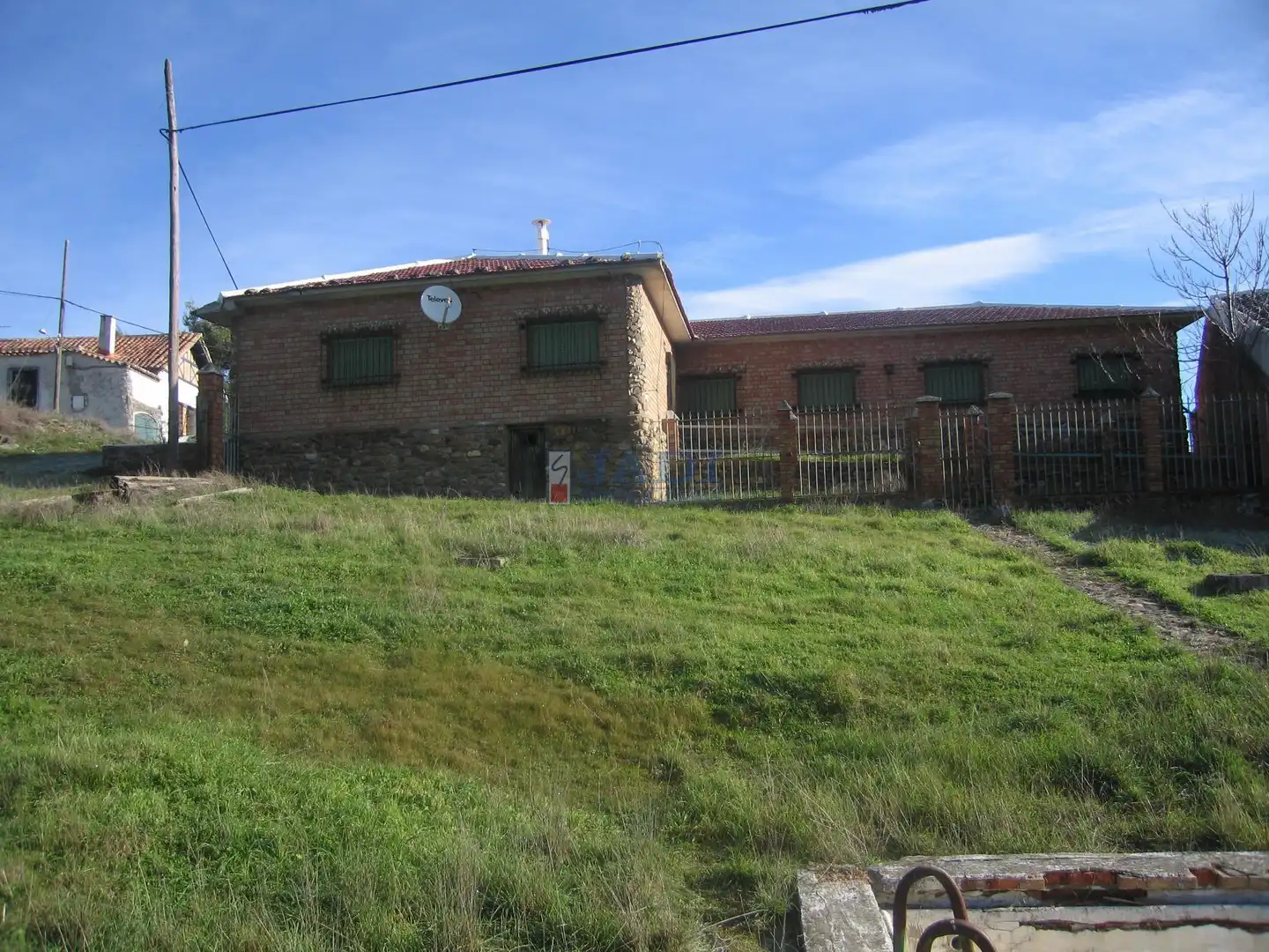 Vista exterior de Casa o chalet en venta en Almuradiel con Calefacción, Terraza y Trastero