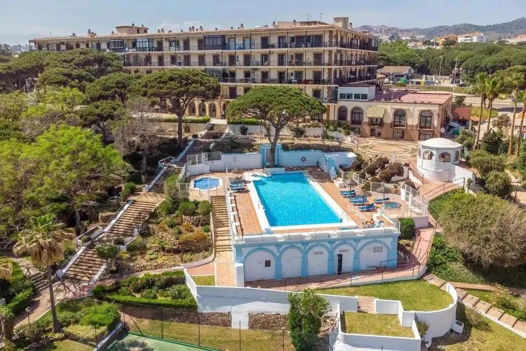 Piscina de Apartament de lloguer en Mijas amb Jardí privat, Terrassa i Balcó
