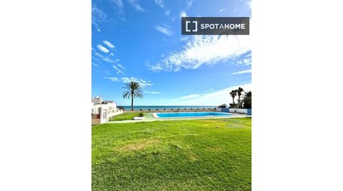 Foto 4 de Habitación en Aguadulce Sur, Roquetas de Mar