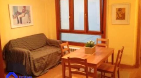 Foto 3 de Piso en venta en Oviedo - Independencia, Parque San Francisco - Uría, Oviedo