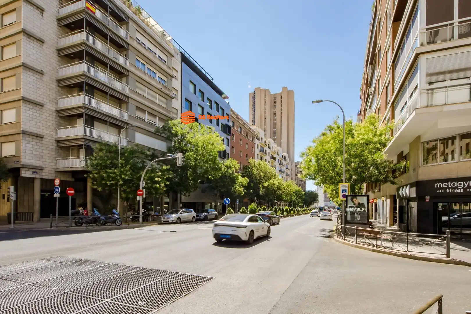 Exterior view of Flat for sale in Madrid  with Air Conditioner, Heating and Parquet flooring