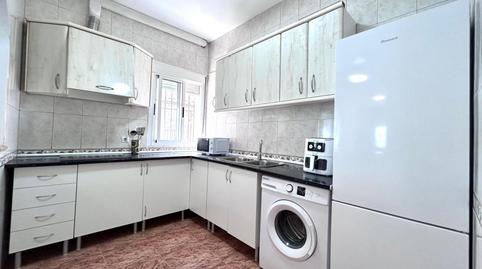 Photo 5 of Flat to share in Calle Hermandad, Los Molinos - Villa Blanca, Almería