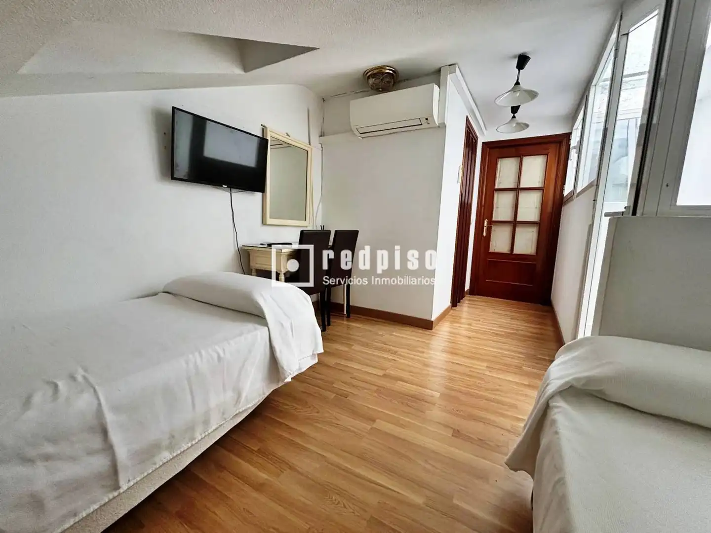 Habitación de Dúplex en venta en Guadalajara con Aire acondicionado, Calefacción y Amueblado