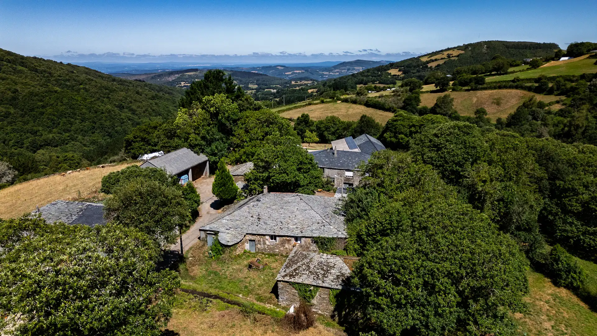 Exterior view of Country homes for sale in Láncara