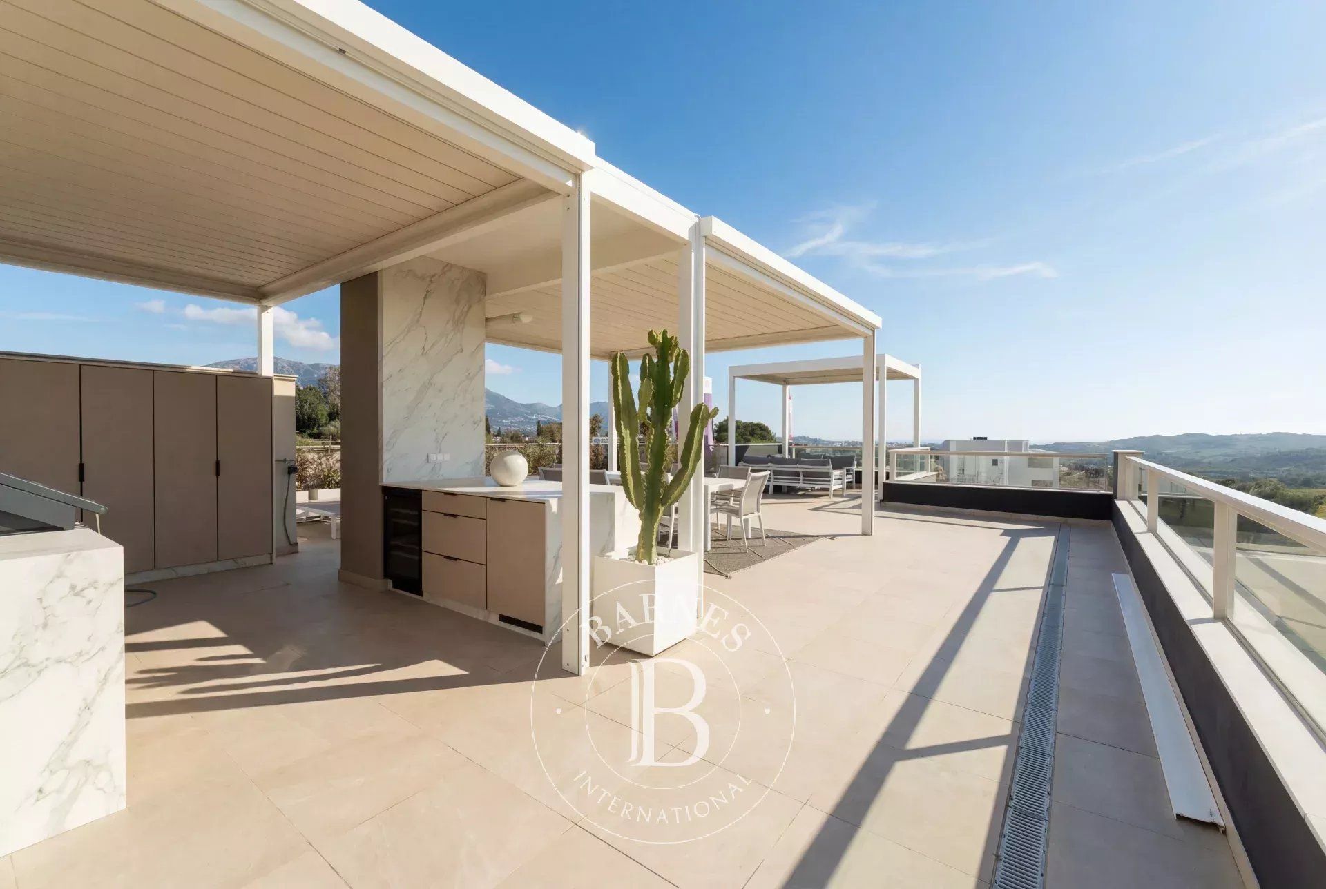 Terrace of Attic for sale in Marbella  with Air Conditioner, Heating and Terrace