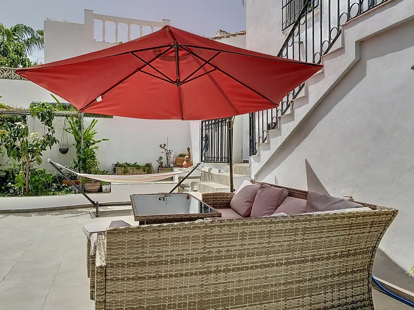 Terrassa de Casa adosada en venda en Estepona amb Aire condicionat, Jardí privat i Terrassa