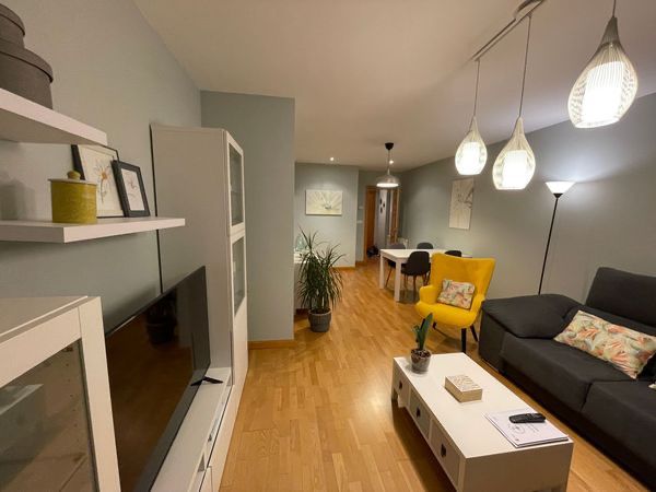 Sala d'estar de Pis en venda en Narón amb Calefacció, Traster i Moblat