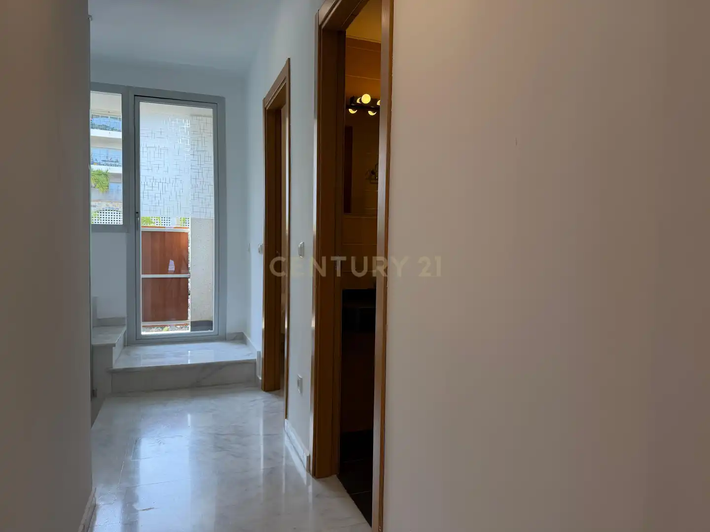 Apartament de lloguer en Mijas amb Aire condicionat, Jardí privat i Traster