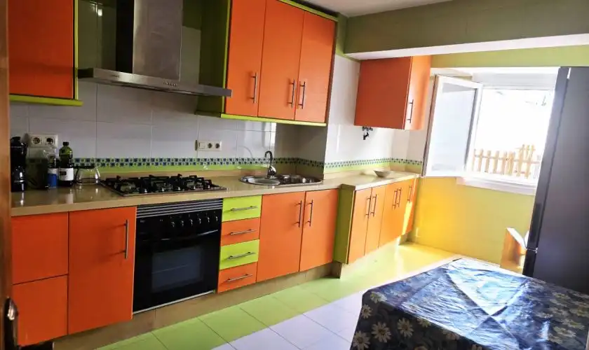 Cocina de Piso en venta en Carboneras con Amueblado