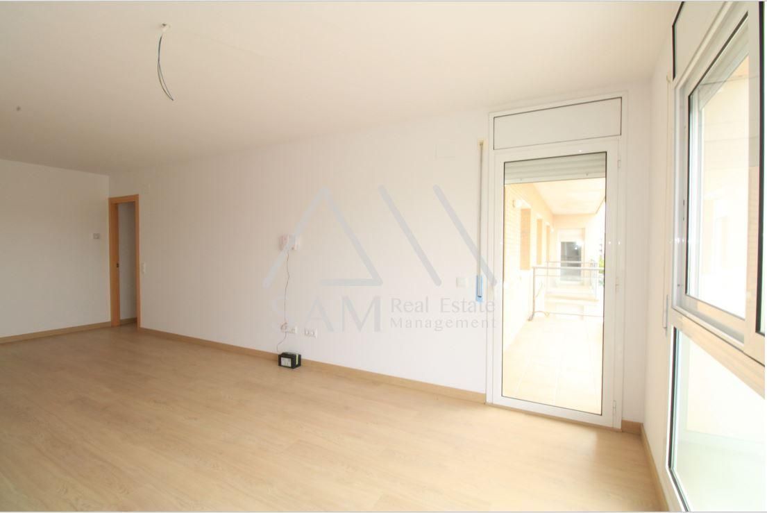 Sala d'estar de Planta baixa en venda en Tàrrega amb Balcó i Piscina comunitària