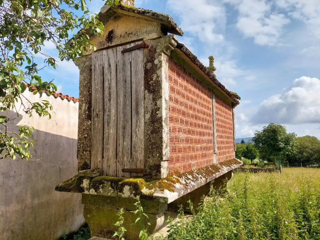 Country house zum Verkauf in Forcarei