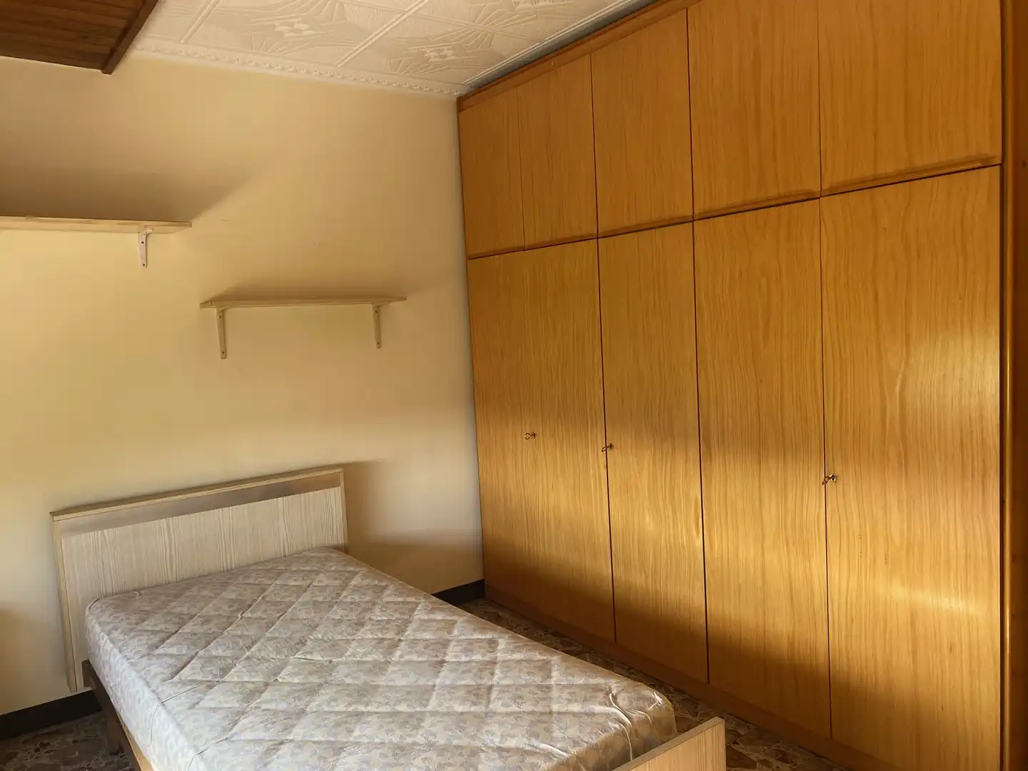 Habitación de Apartamento en venta en Manresa con Calefacción y Balcón