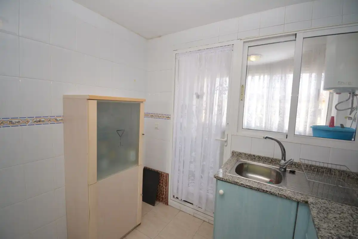 Cuina de Apartament en venda en Dénia amb Terrassa, Forn i Alarma