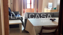 Living room of Flat for sale in  Sevilla Capital  with Storage room and Balcony