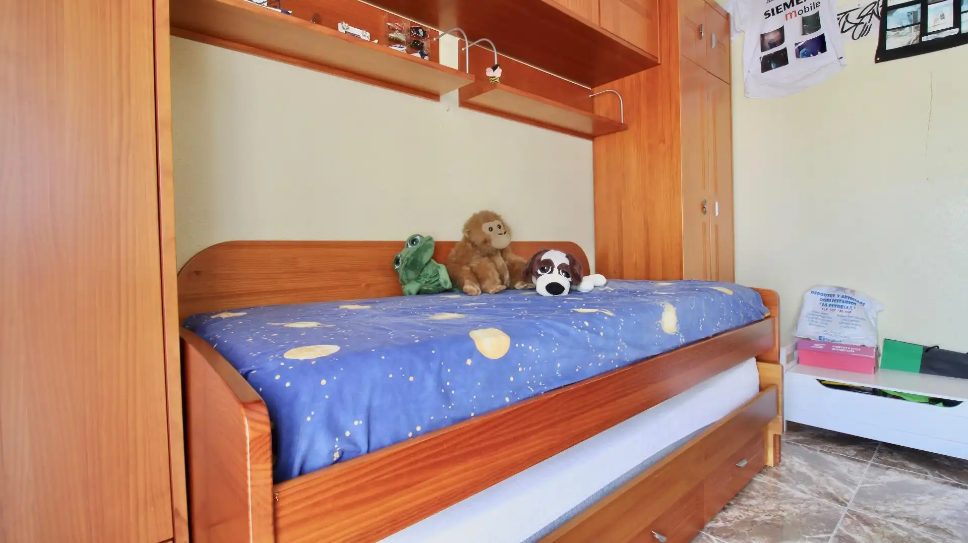 Habitación de Casa adosada en venta en Roquetas de Mar con Aire acondicionado, Terraza y Trastero