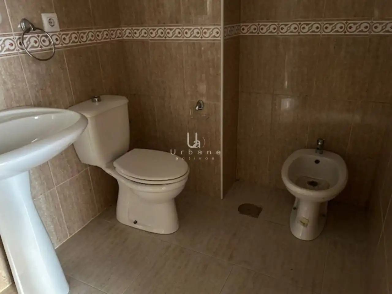 Baño de Piso en venta en Fortuna con Terraza