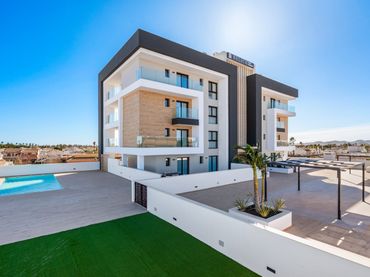 Neubau-Apartment mit Pool zum Verkauf in N-332 253