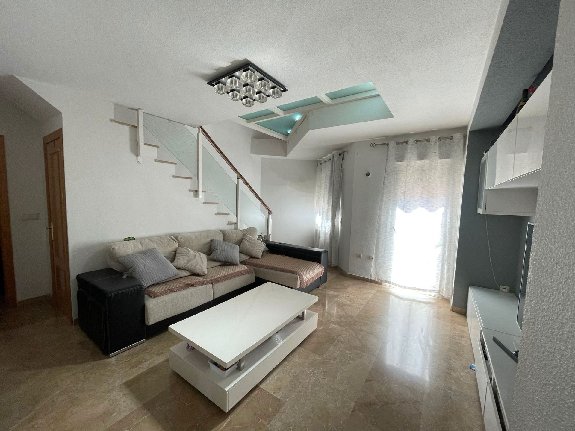 Living room of Duplex for sale in Úbeda  with Air Conditioner, Heating and Balcony
