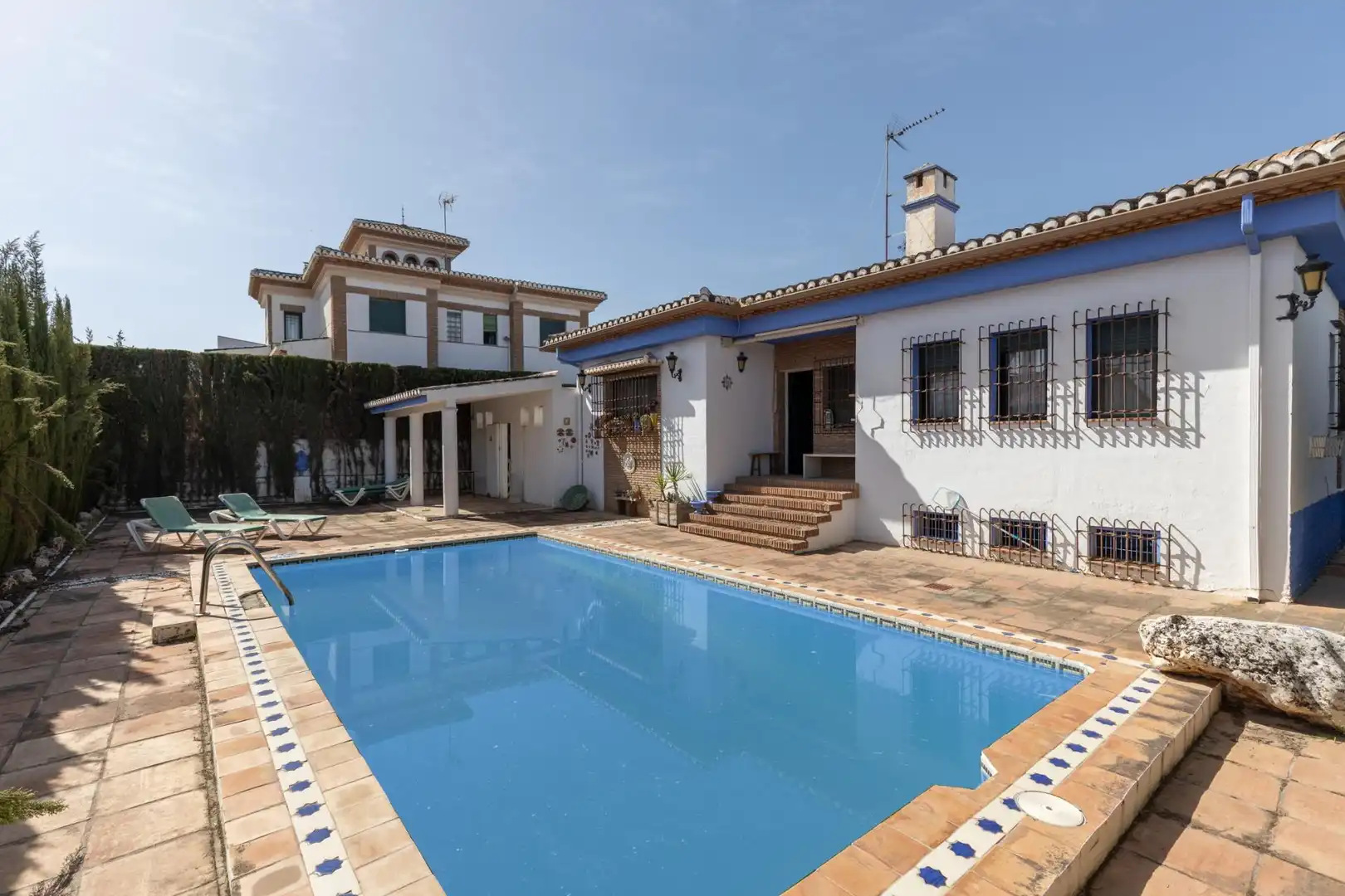 Houses for sale in Calle Calle Malva, Villa de Otura