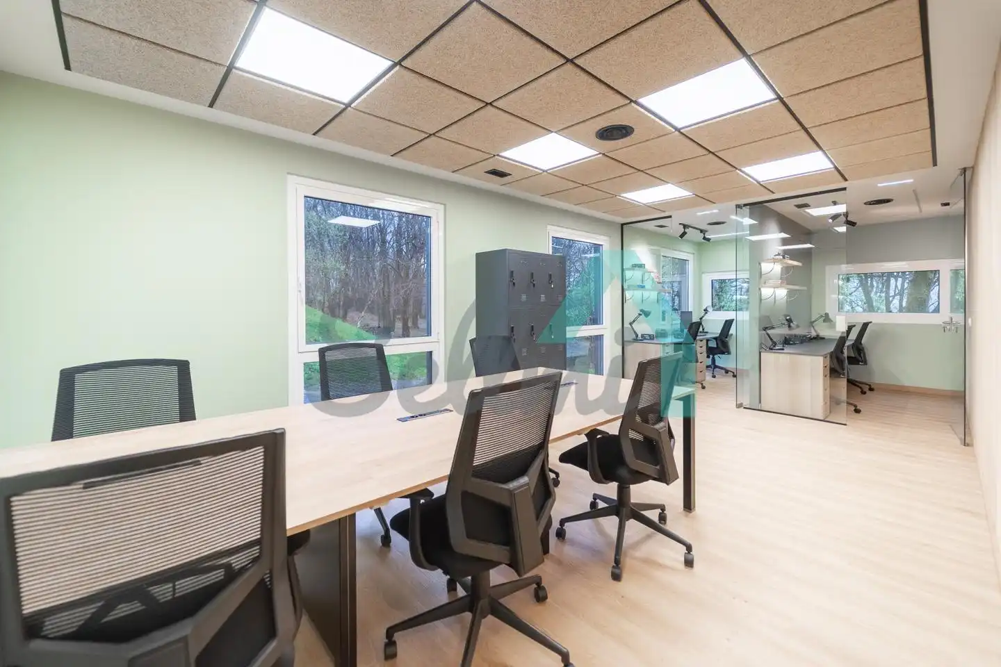 Office for rent in Ribera de Arriba  with Air Conditioner and Furnished