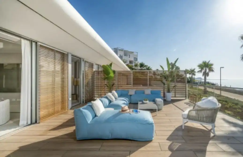 Detached house with pool for sale in Playa Bahía Dorada, imagen 3