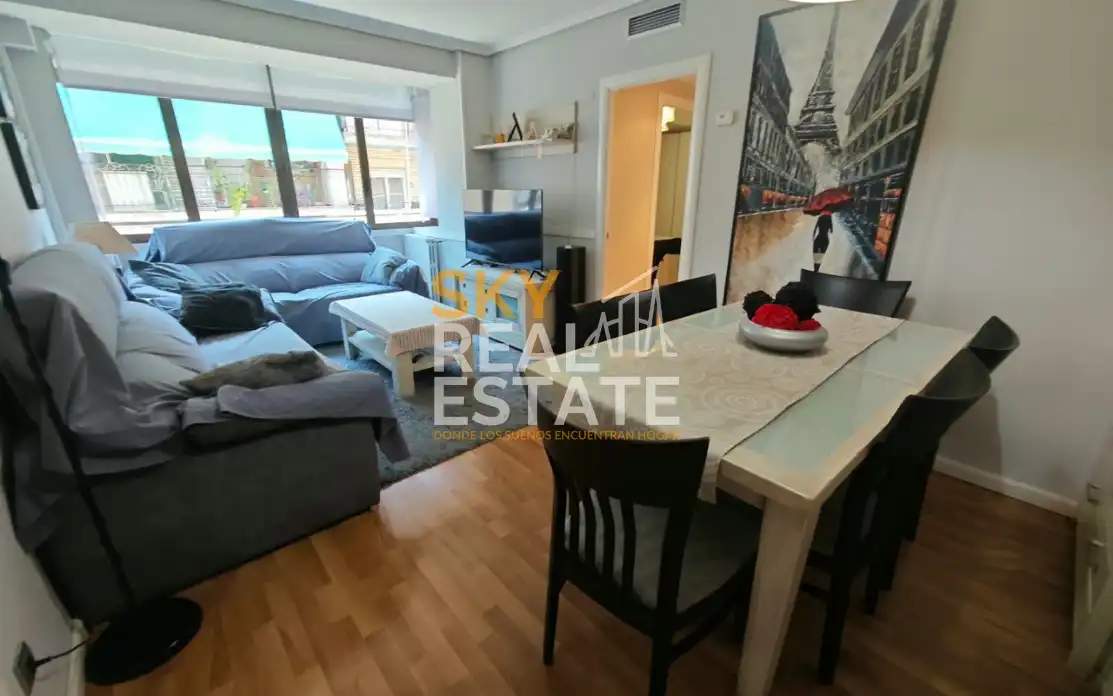 Piso con ascensor en venta en Calle Doctor Pérez Serrano, imagen 2