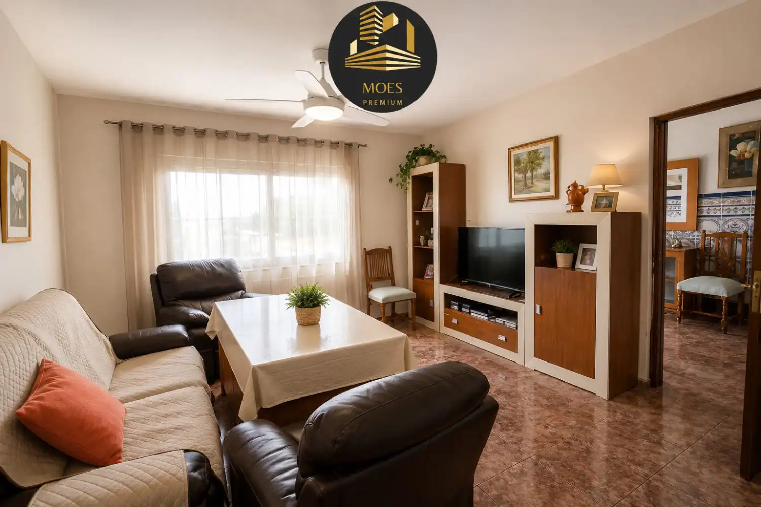 Sala d'estar de Casa o xalet en venda en Jaén amb Terrassa i Traster