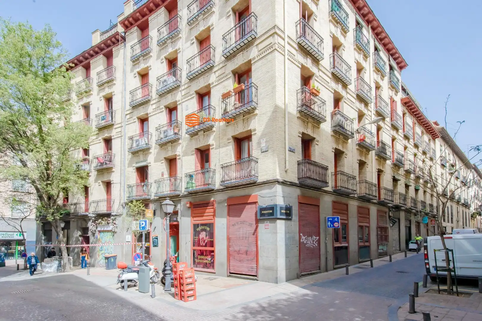 Außenansicht von Wohnung zur Miete in Madrid mit Heizung, Möbliert und Balkon