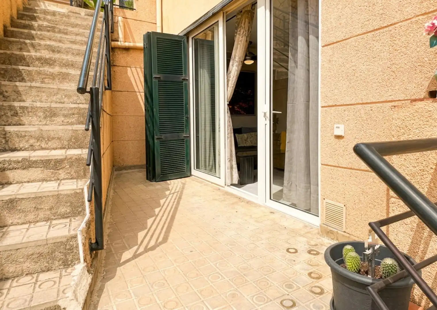Terrasse von Wohnungen zum Verkauf in Caldes d'Estrac mit Möbliert