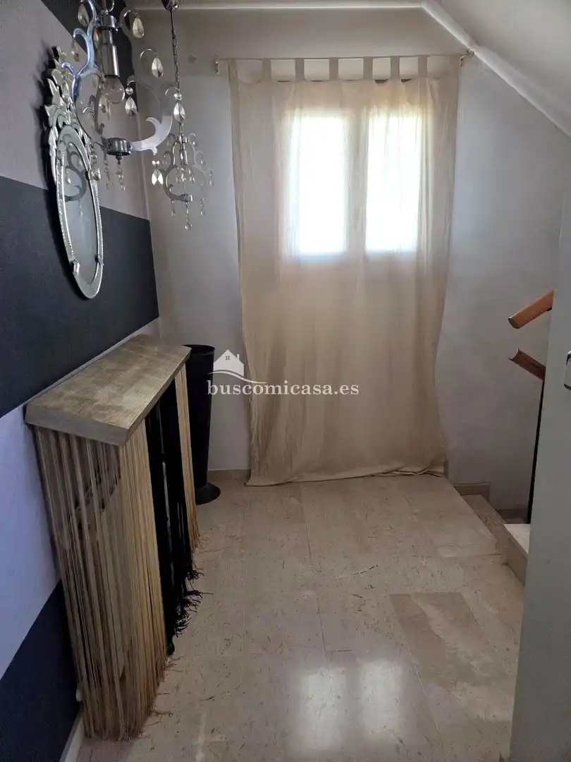 Dormitori de Casa adosada en venda en Jaén amb Aire condicionat, Calefacció i Terrassa