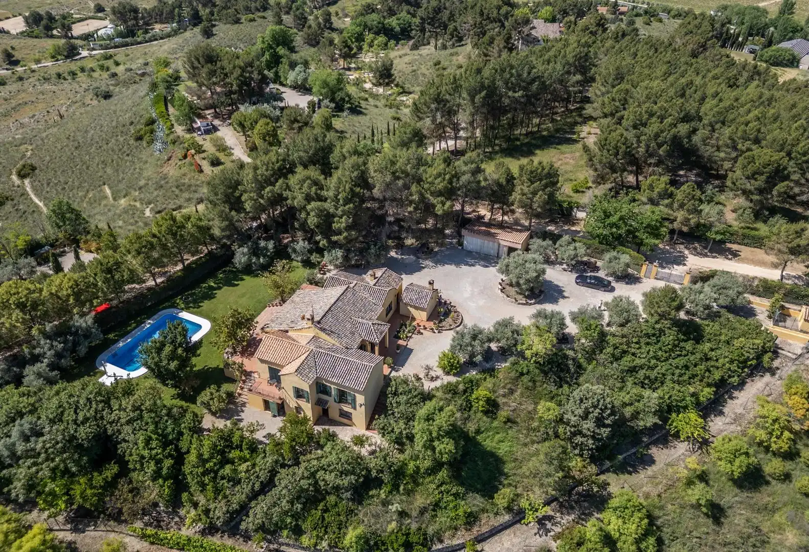 Vista exterior de Finca rústica en venta en Chinchón con Aire acondicionado, Calefacción y Jardín privado