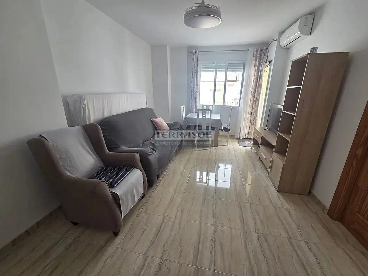 Apartamento con ascensor en venta en Torre del Mar, imagen 3