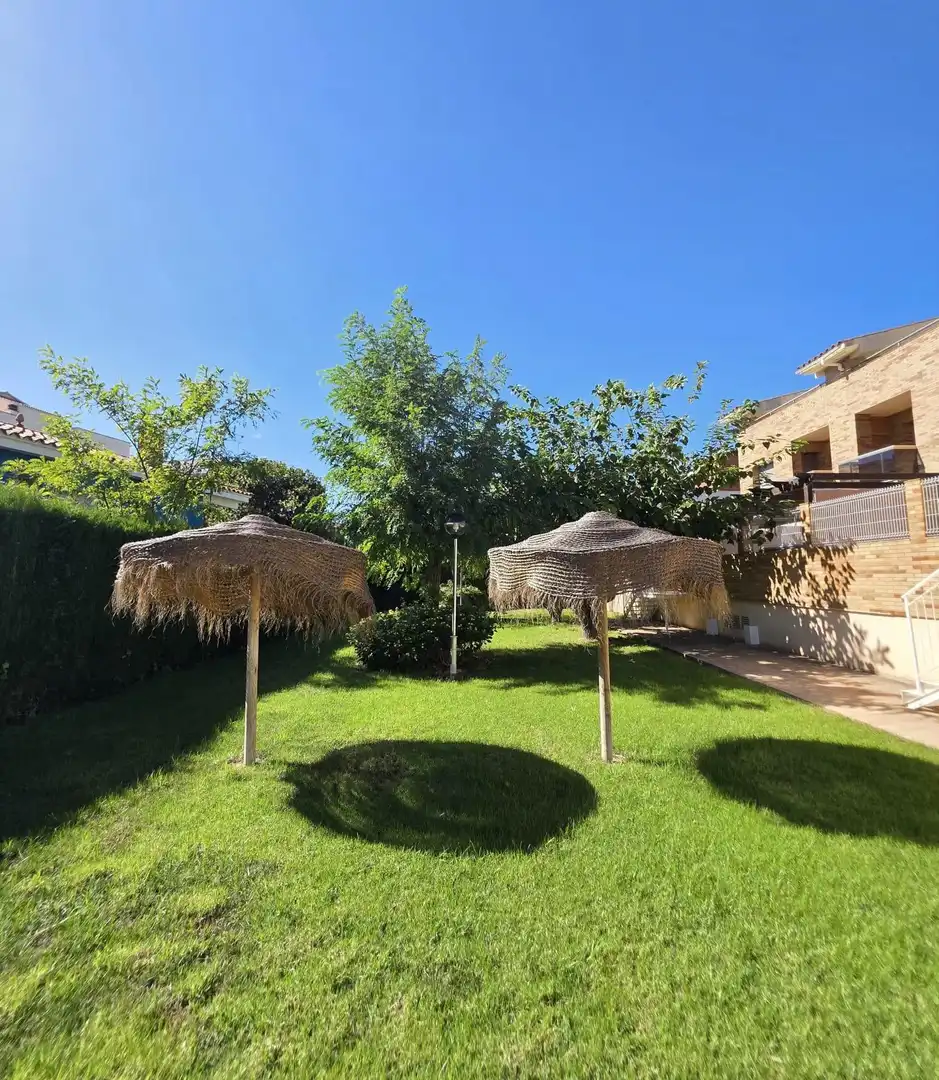 Adossat amb piscina en venda a Barenys, imagen 43
