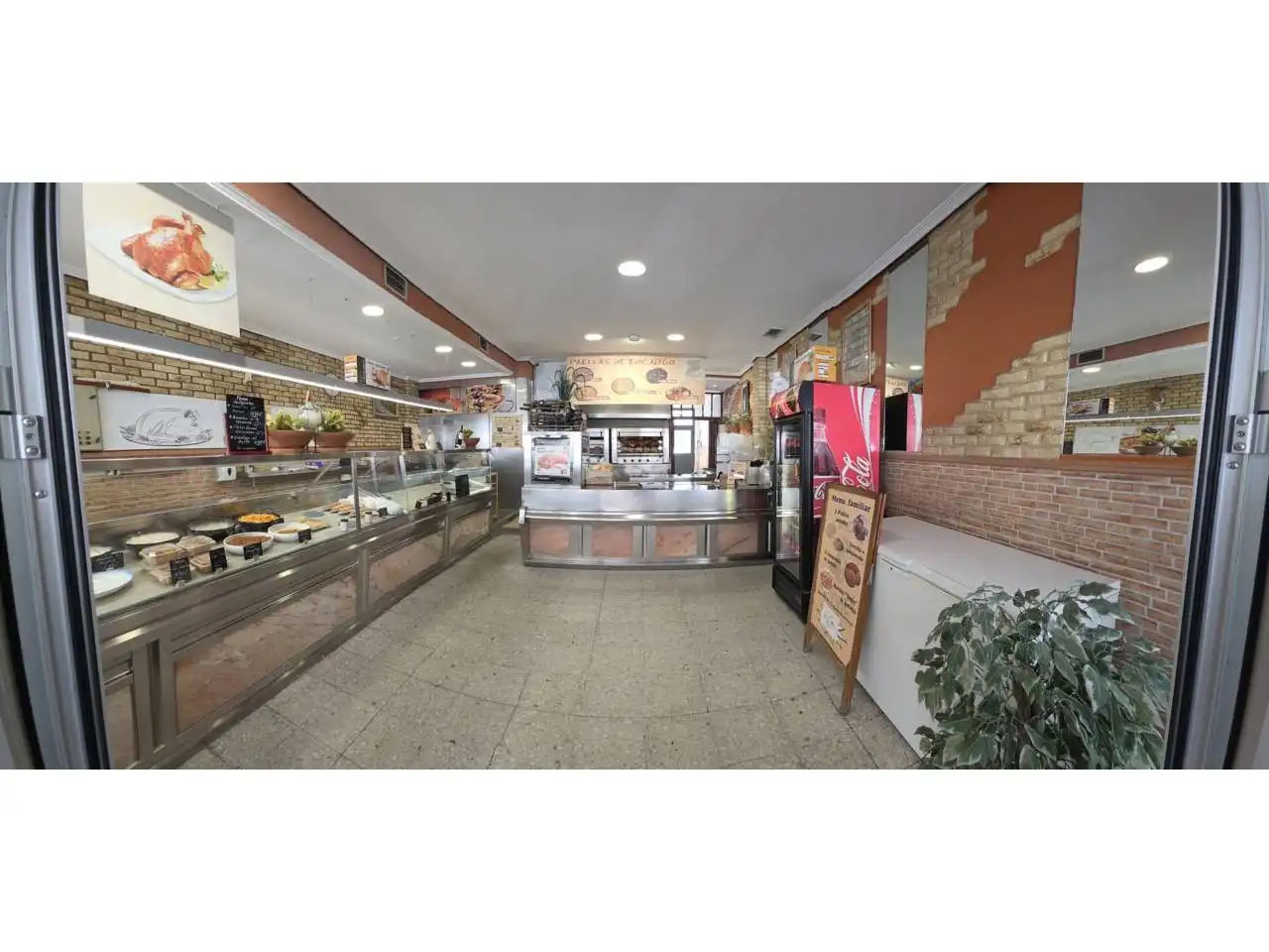Locale commerciale in cessione a Centro