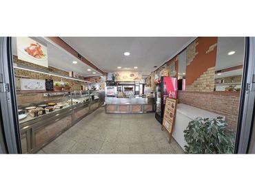 Locale commerciale in cessione a Centro