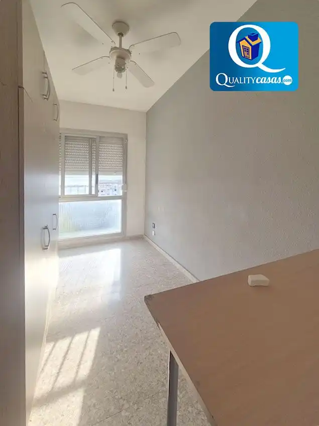 Bedroom of Apartments for sale in Alicante / Alacant  with Air Conditioner and Storage room