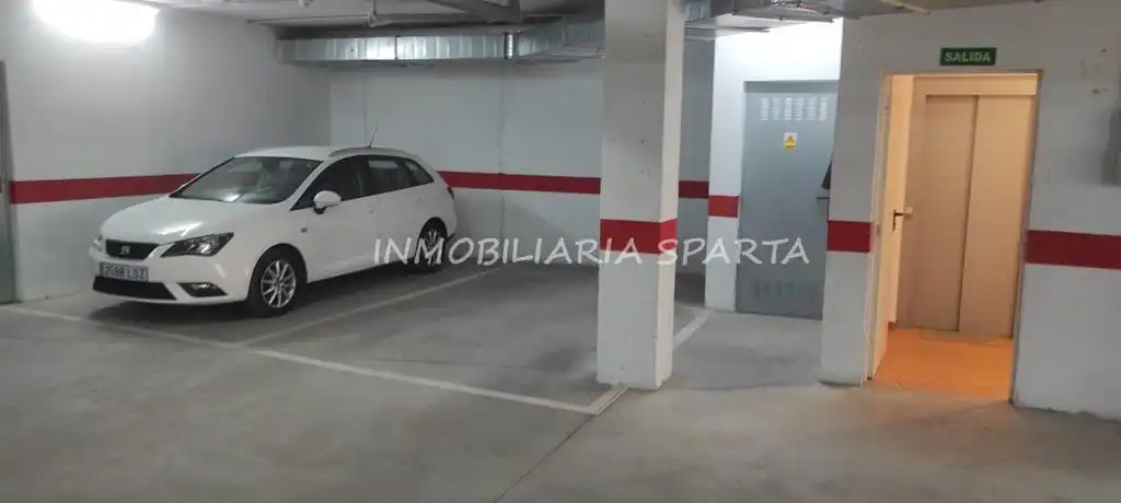 Parkplatz von Garage zur Miete in Sanlúcar la Mayor